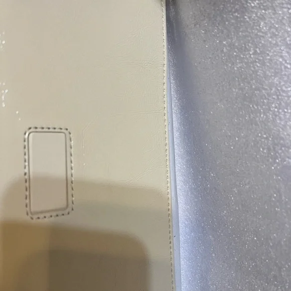 Kate Spade Liv Crinkle Applique Shoulder Bag NWT - Picture 5 of 9